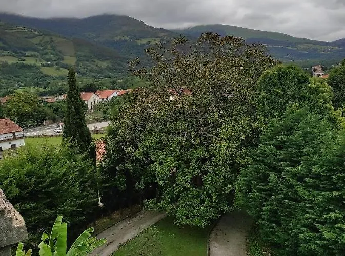 Casa De Indianos, Experiencia Unica En El Centro De Cantabria